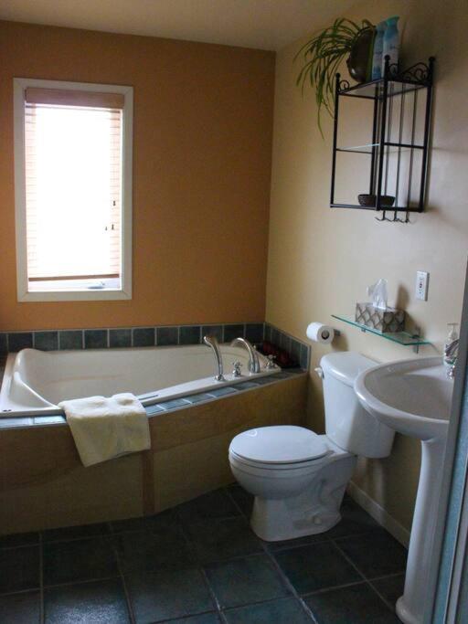 Chez Emma Hostel Γκατινό Εξωτερικό φωτογραφία